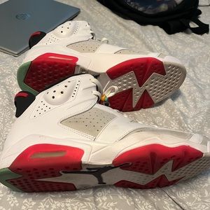 Retro 6 hare size 13